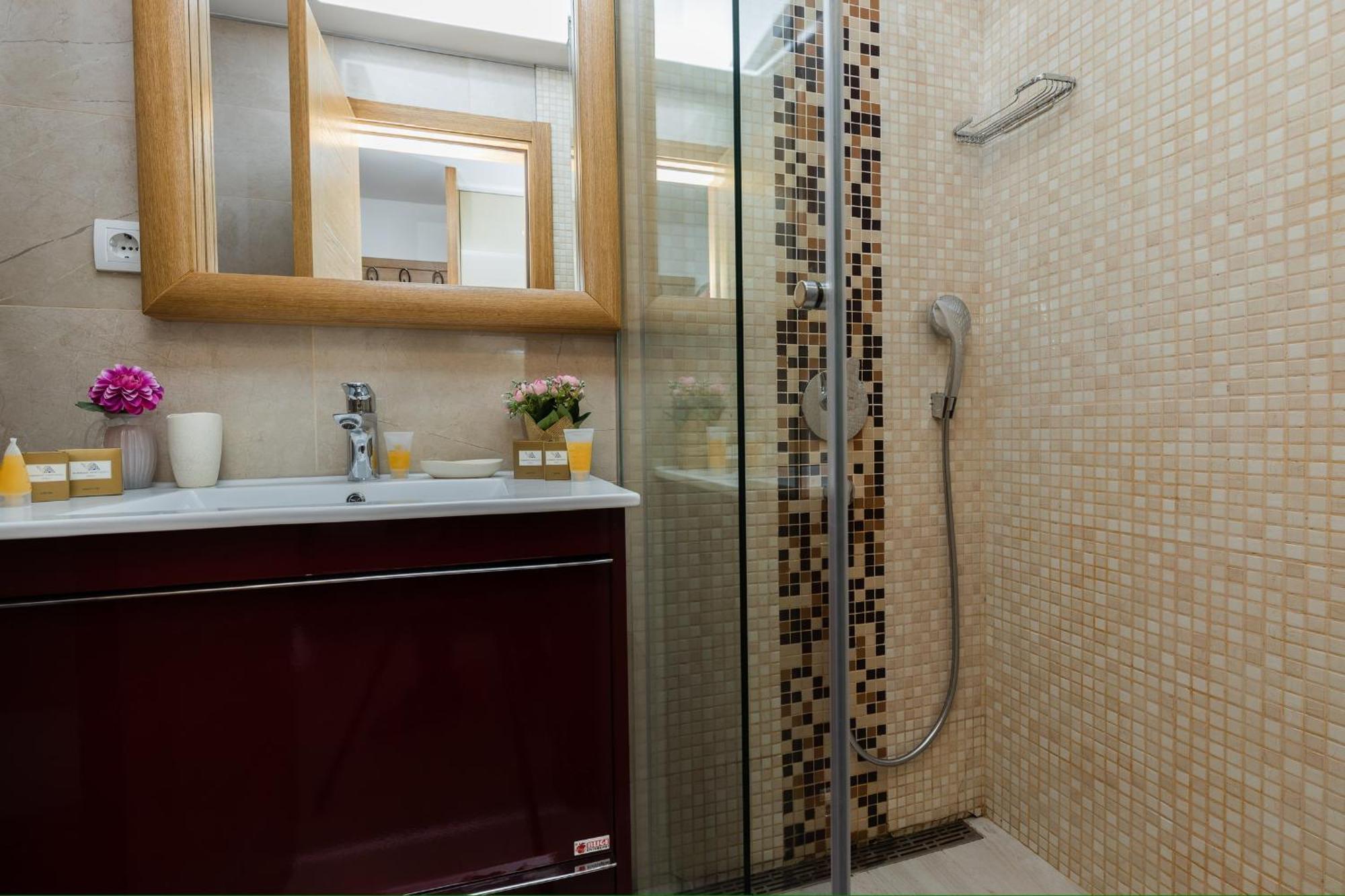 Vujanovic Apartments Sveti Stefan Dış mekan fotoğraf