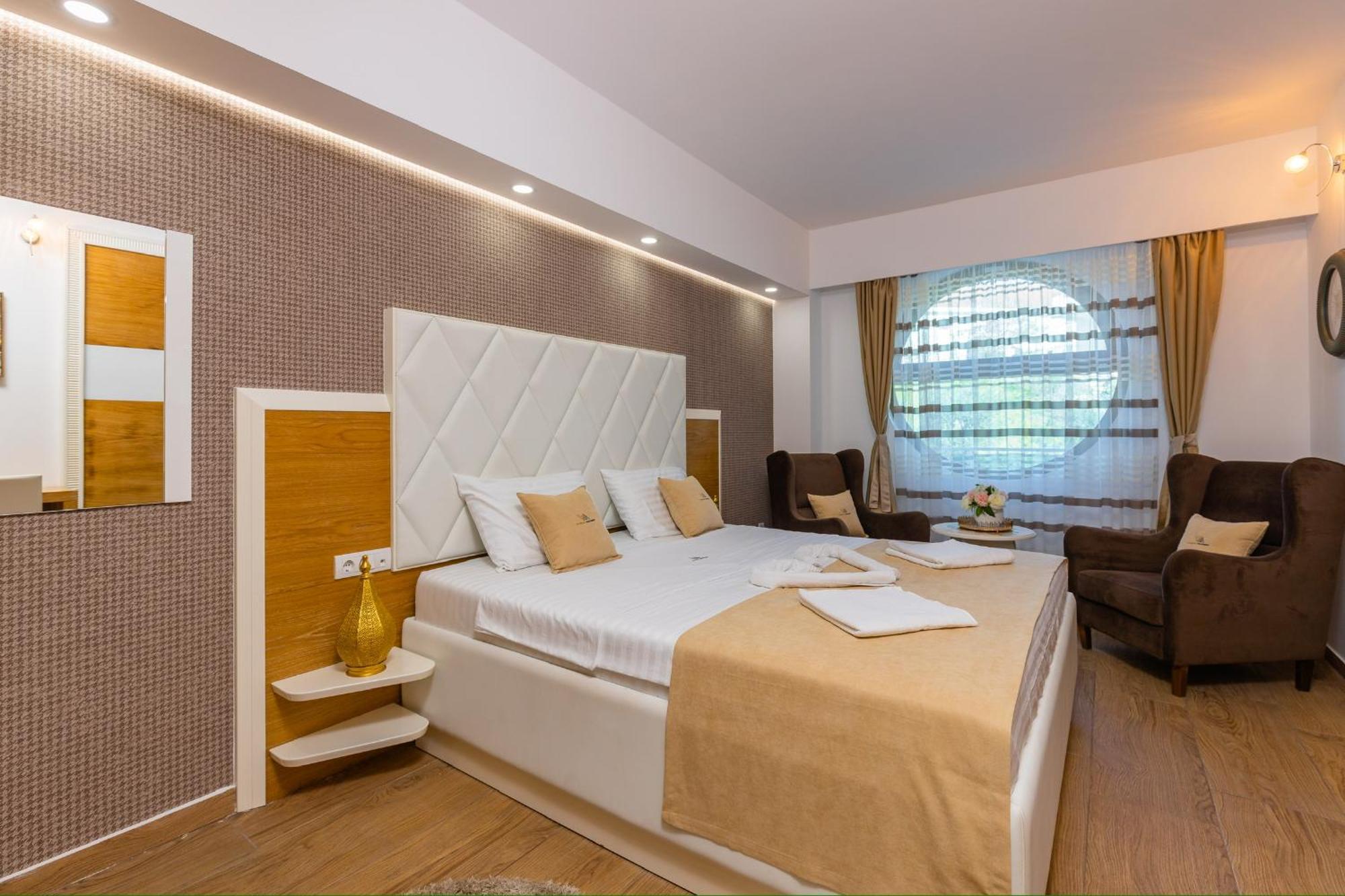 Vujanovic Apartments Sveti Stefan Dış mekan fotoğraf